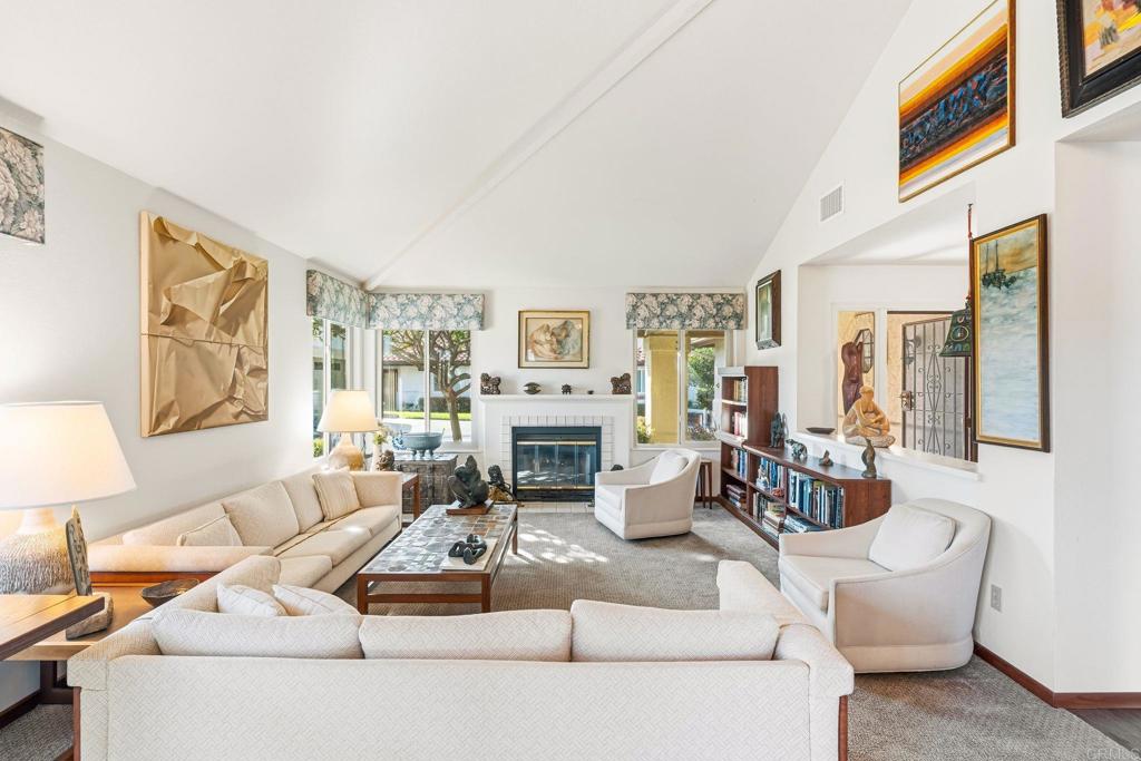 14911 Caminito Ladera Del Mar, CA 92014 - Photo 6 of 59