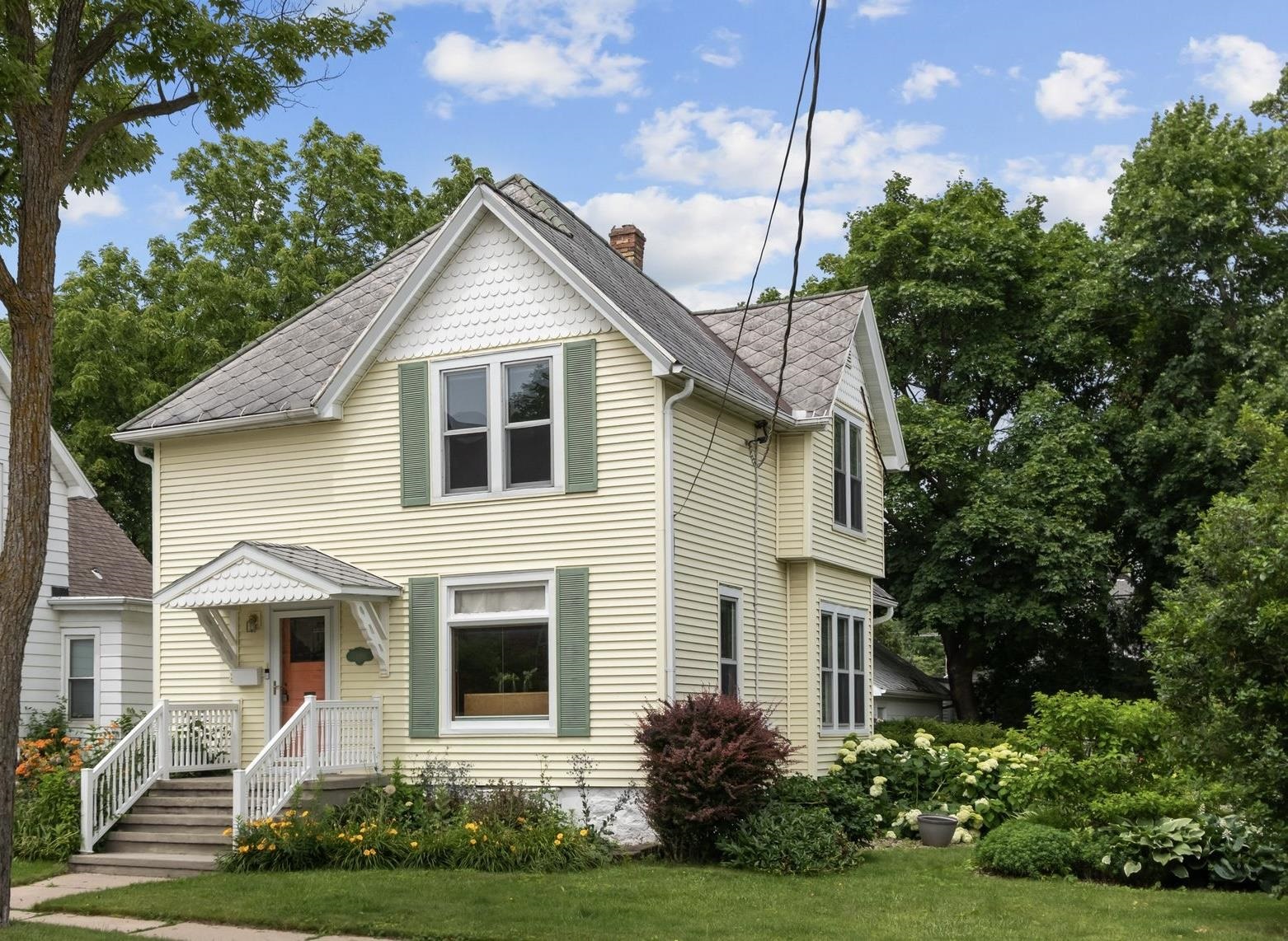 120 East Commercial Street Appleton, WI 54911 - Photo 1 of 40