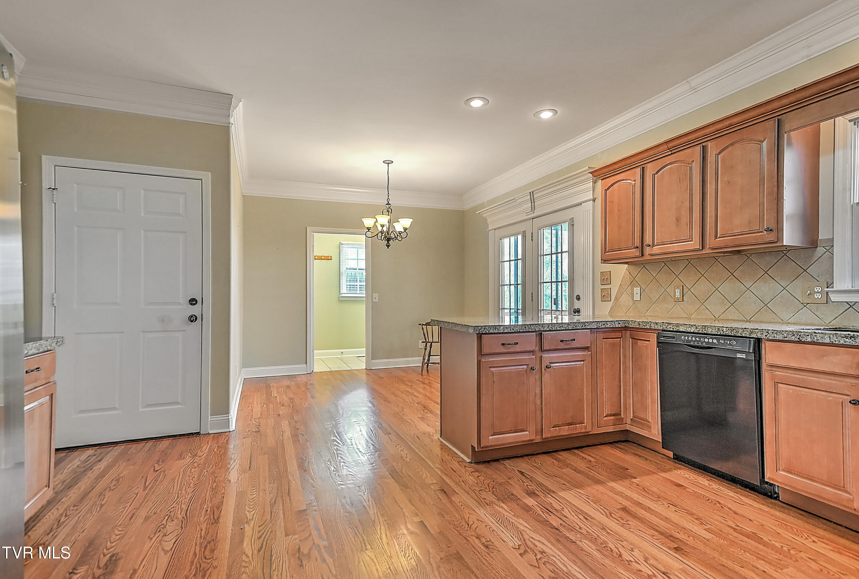 267 Alpine Trail Kingsport, TN 37663 - Photo 14 of 58 267 Alpine Trail SS-12