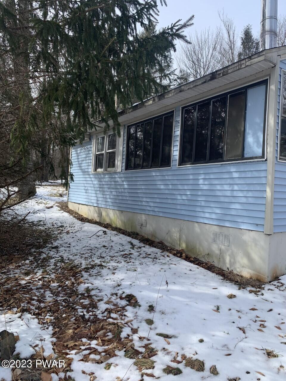 512 Fork Mountain Road Equinunk, PA 18417 - Photo 16 of 22