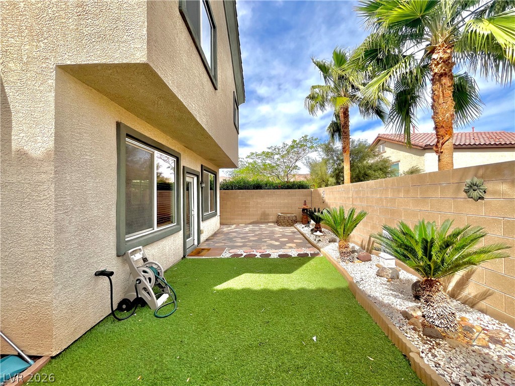 292 Soggy Ruff Way Las Vegas, NV 89148 - Photo 5 of 9