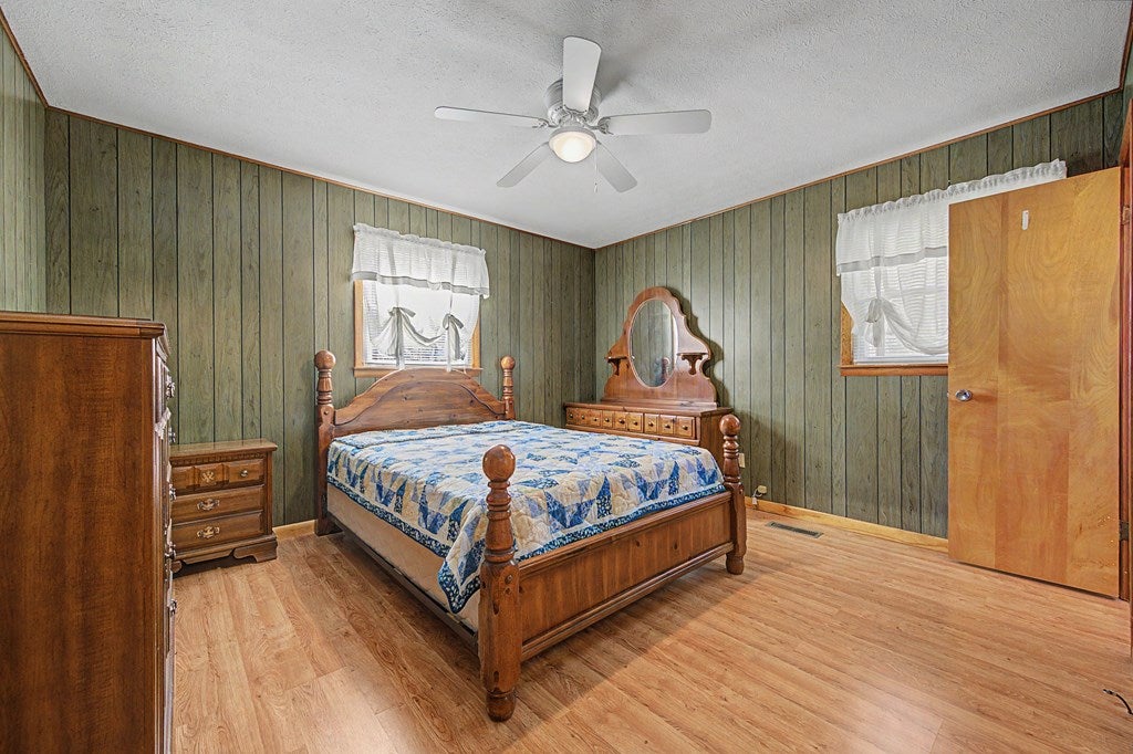 6921 Ivanhoe Road Ivanhoe, VA 24350 - Photo 43 of 76 Gallery Image 43