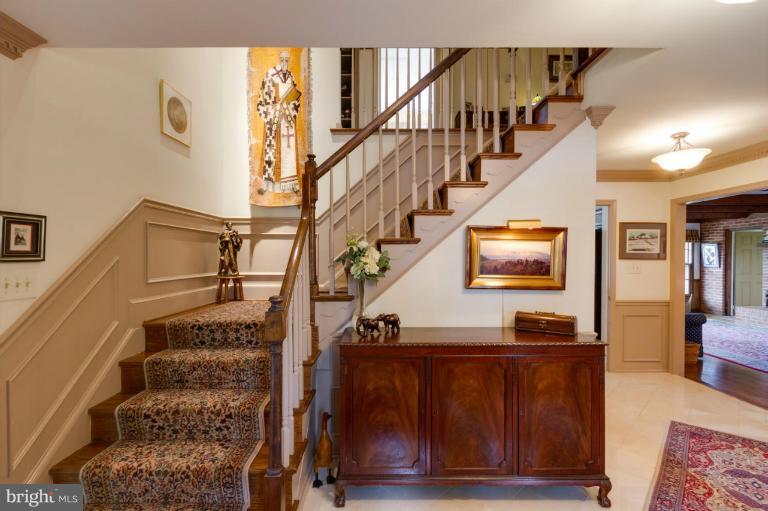 1075 Spring Hill Road McLean, VA 22102 - Photo 17 of 18 Interior (General)