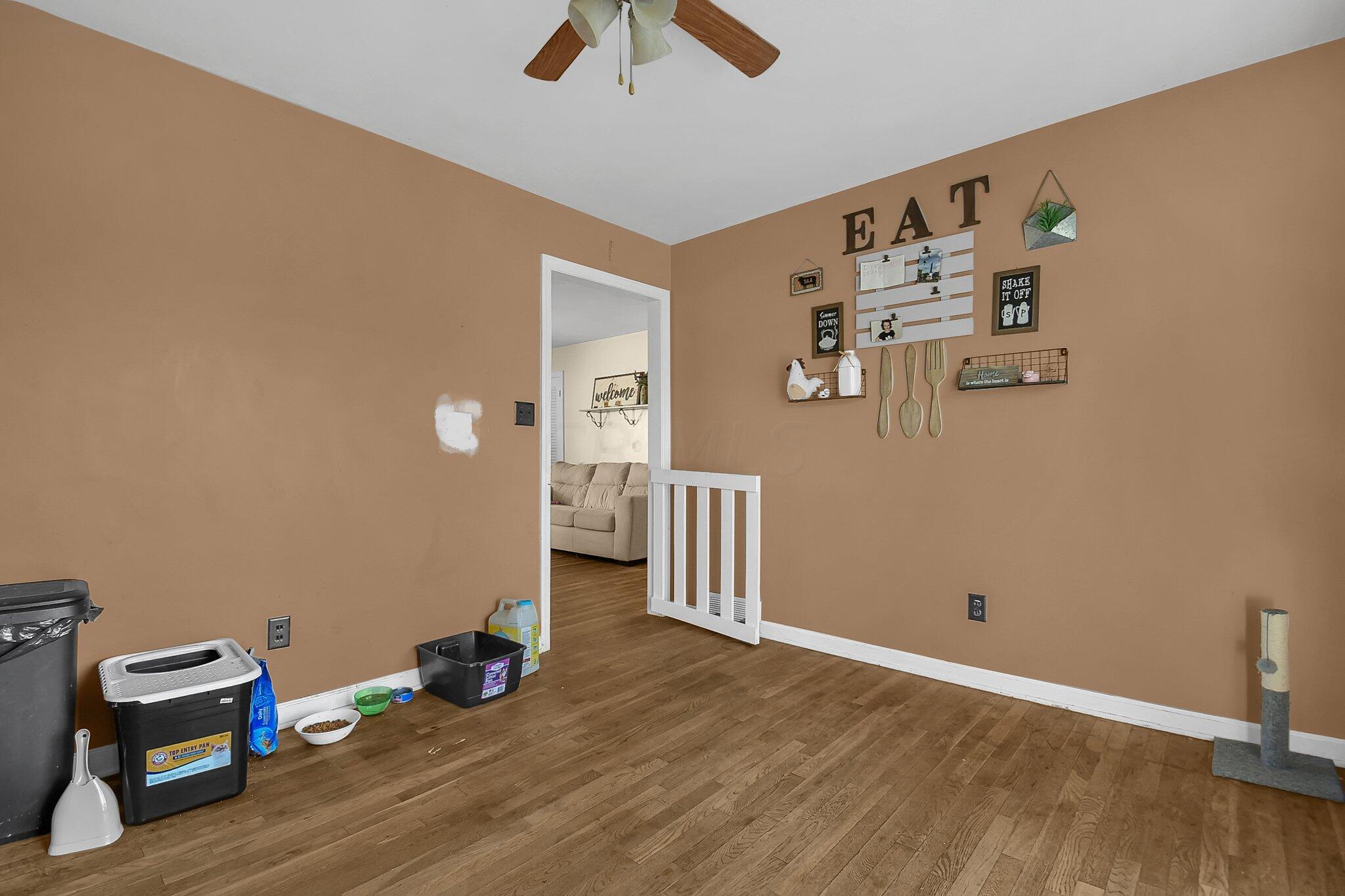 515 Ridgewood Drive Circleville, OH 43113 - Photo 13 of 27 DINING AREA