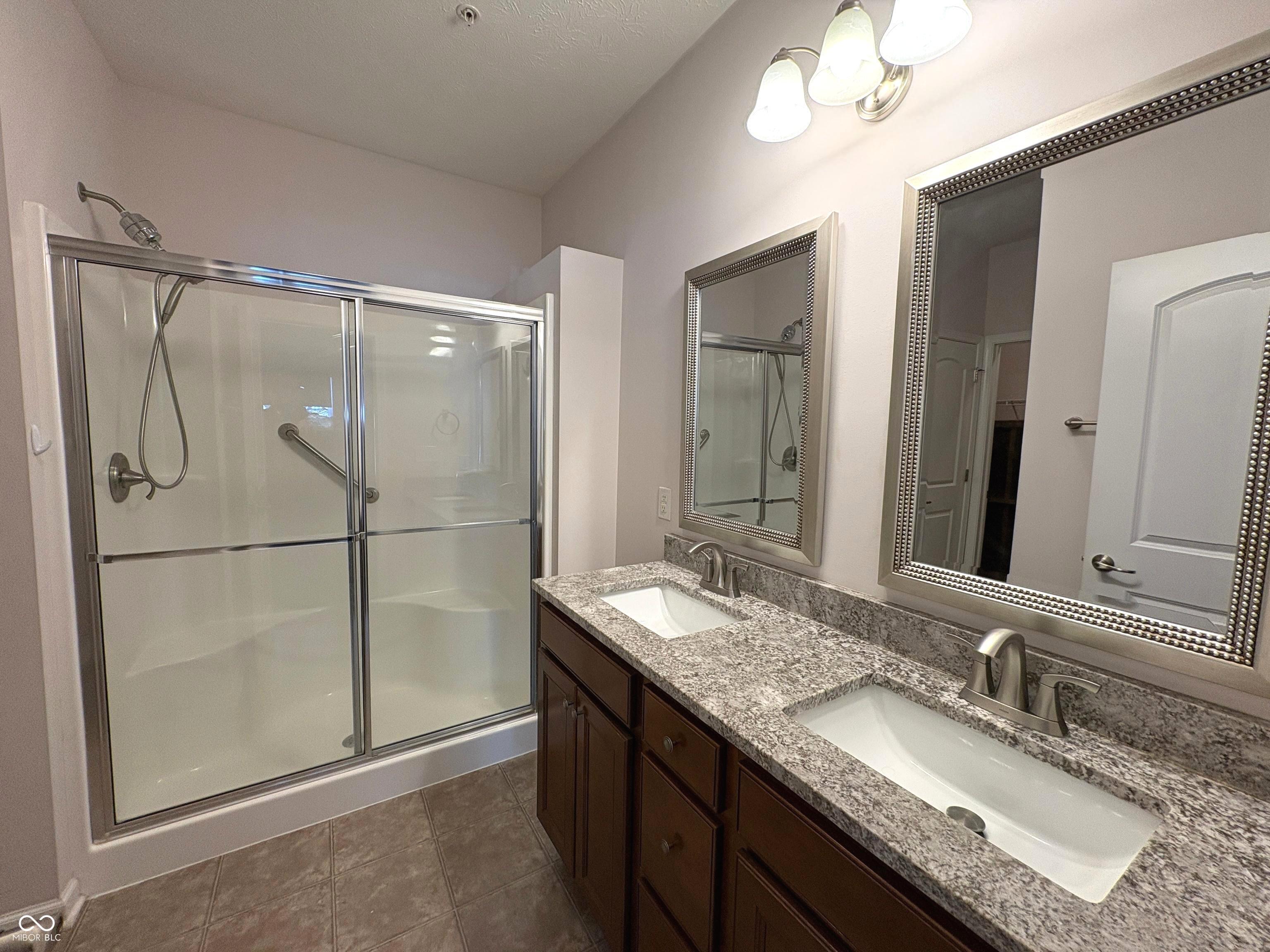 13503 Erlen Drive Fishers, IN 46037 - Photo 17 of 35