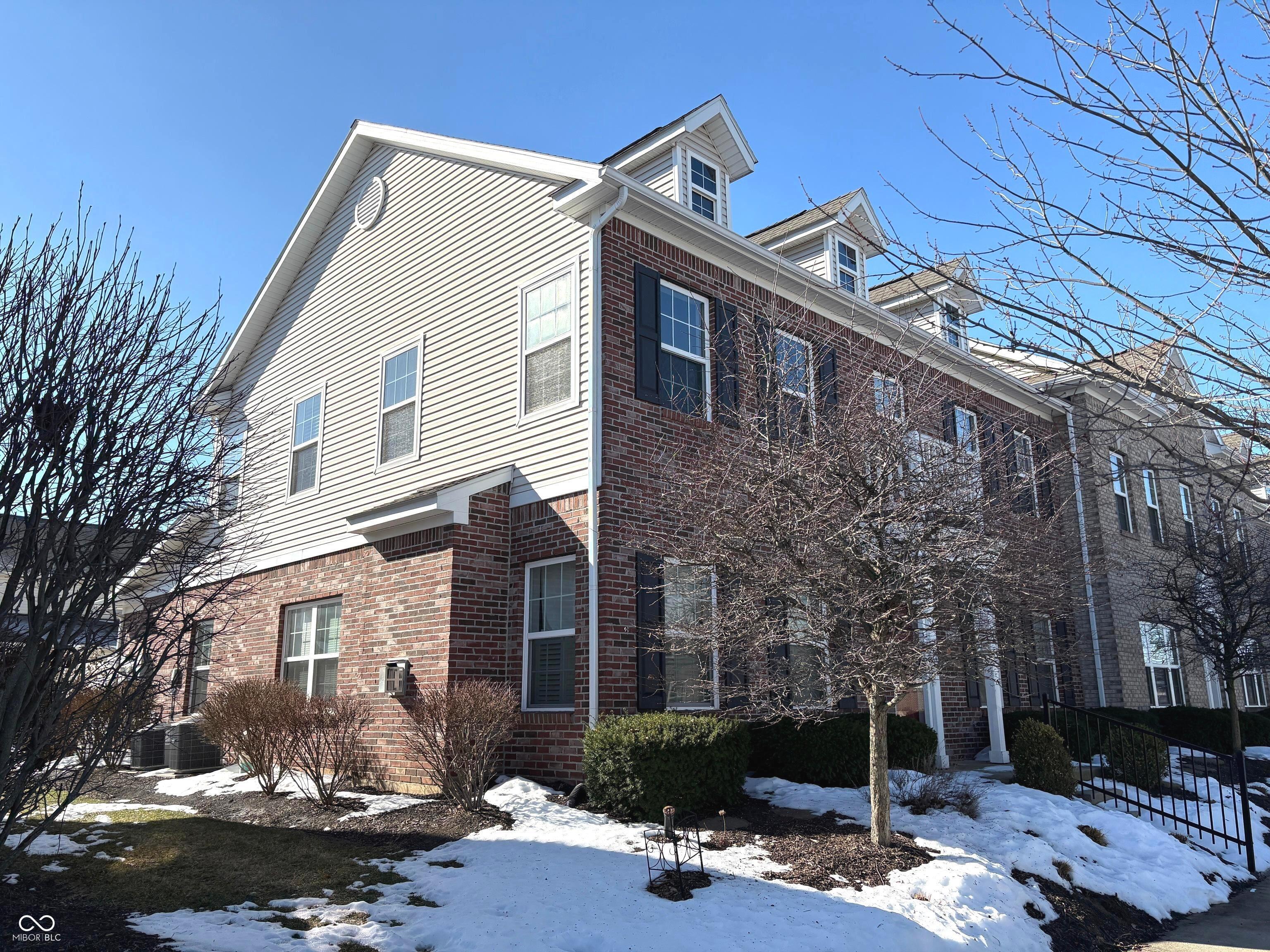 13503 Erlen Drive Fishers, IN 46037 - Photo 2 of 35