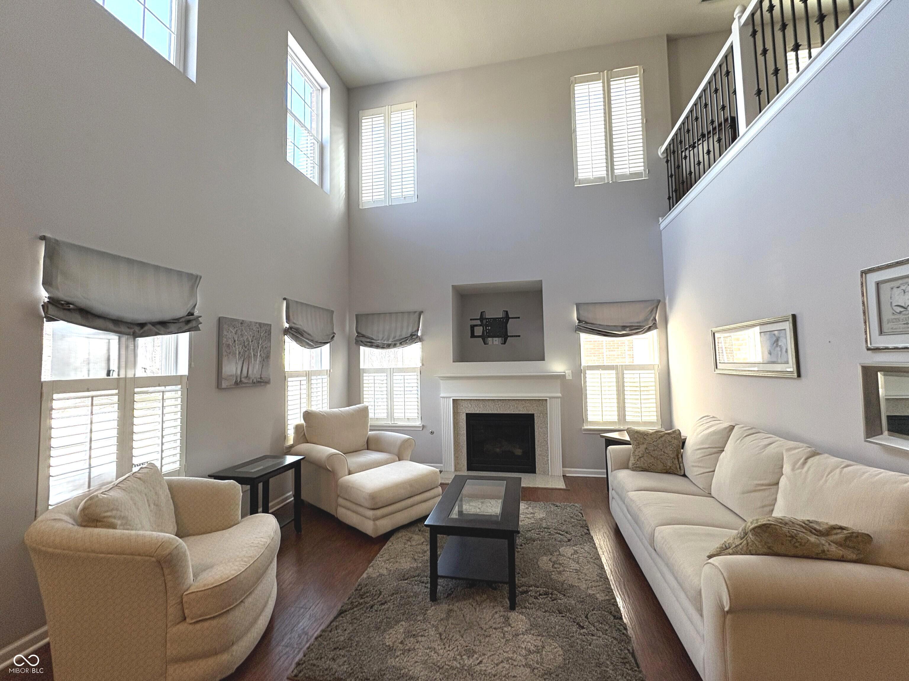 13503 Erlen Drive Fishers, IN 46037 - Photo 4 of 35