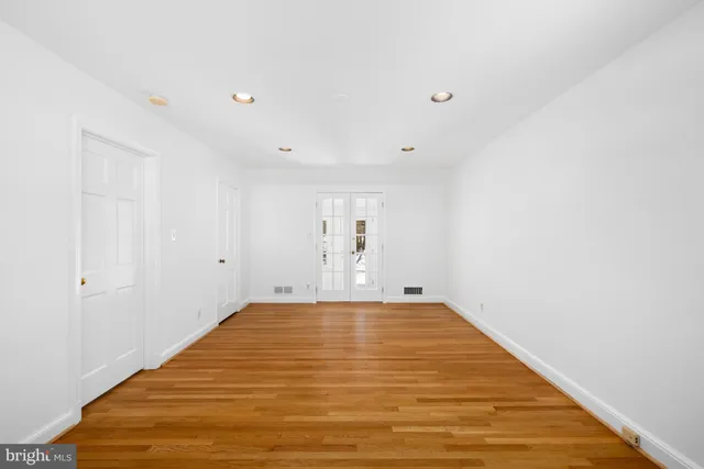 $1,465,000 | 8047 Glendale Road, Chevy Chase, MD 20815