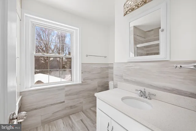 $1,465,000 | 8047 Glendale Road, Chevy Chase, MD 20815