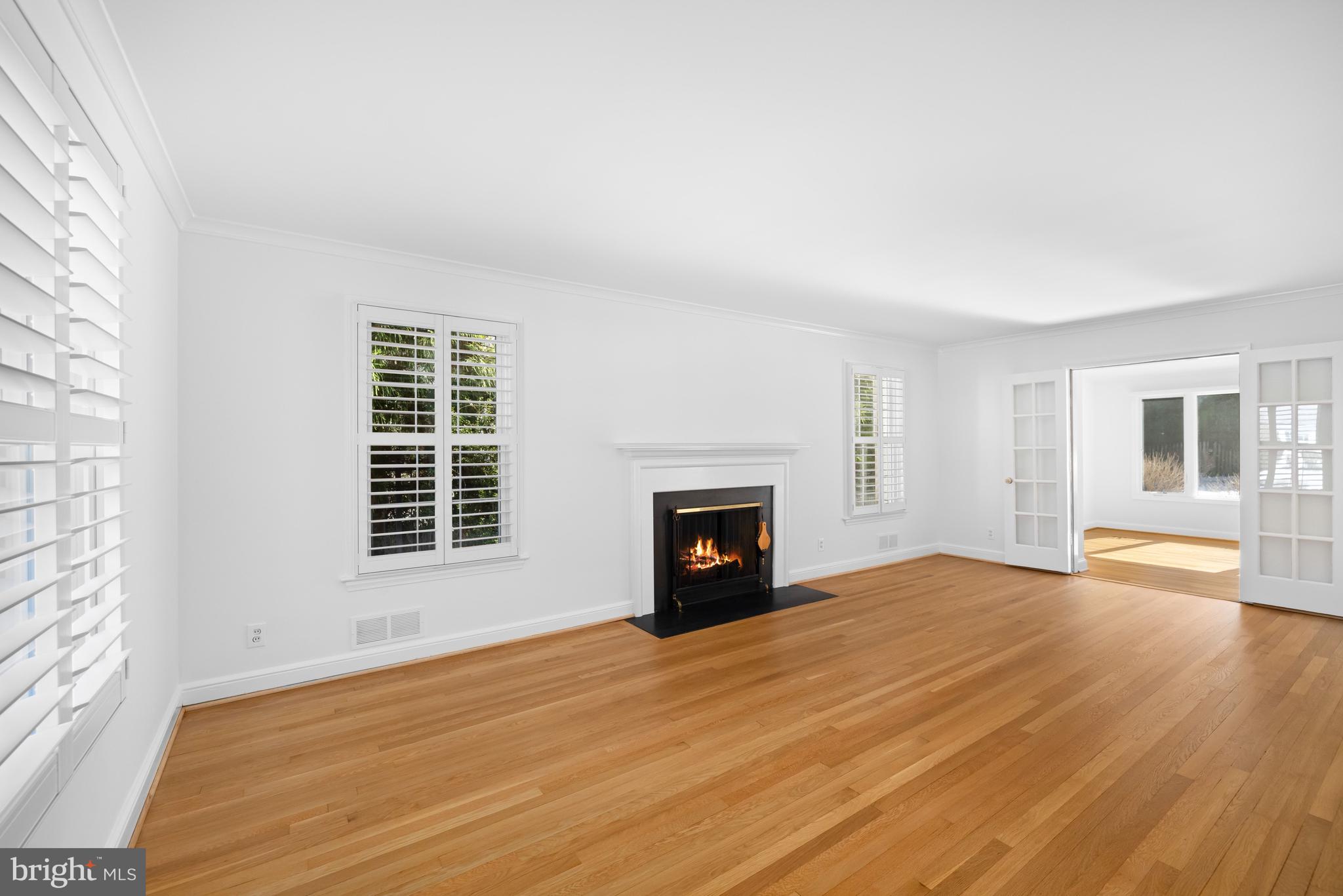 8047 Glendale Road Chevy Chase, MD 20815 - Photo 3 of 42 Living Room