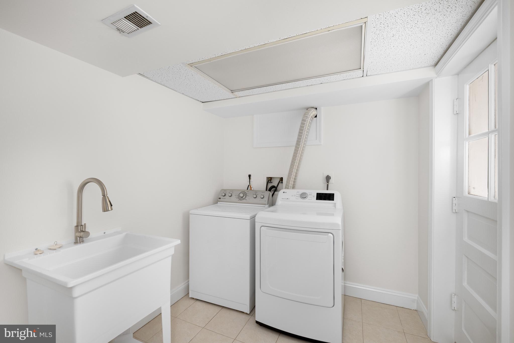 8047 Glendale Road Chevy Chase, MD 20815 - Photo 36 of 42 Laundry Room