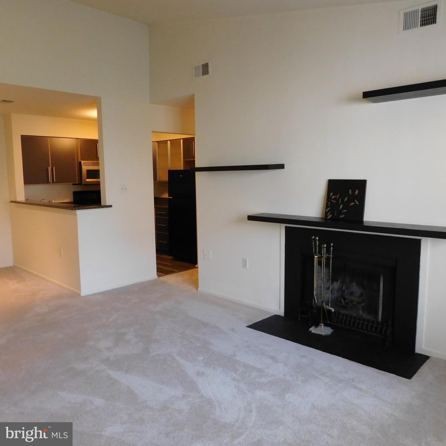 7709 Lexton Place, Unit 48 Springfield, VA 22152 - Photo 6 of 28 Interior (General)
