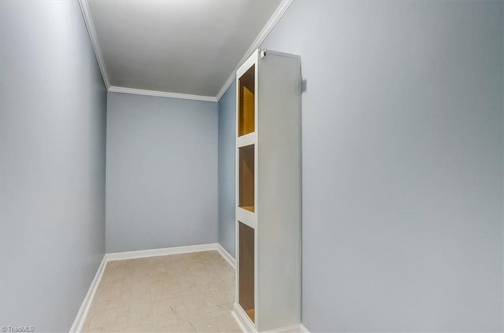 5010 Adder Ridge Lane Burlington, NC 27217 - Photo 15 of 35 Walk In Closet