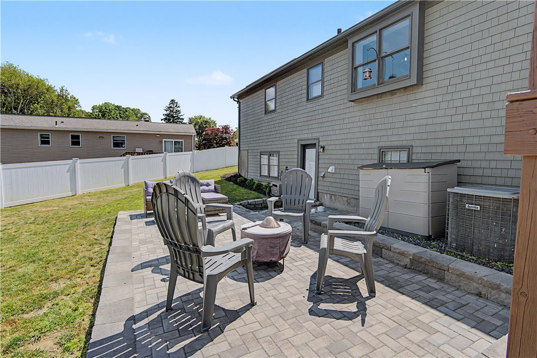 162 Larchmont Road Warwick, RI 02886 - Photo 32 of 36