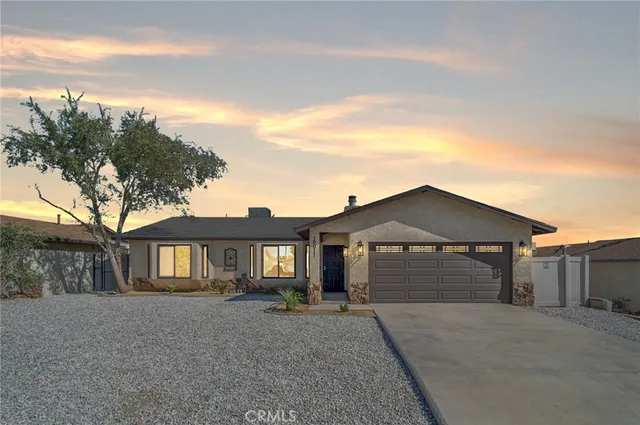 $297,500 | 16011 Coronado Drive, Victorville, CA 92394