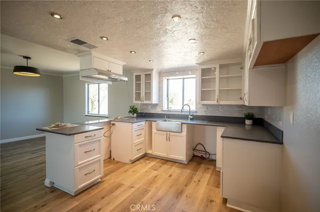 $297,500 | 16011 Coronado Drive, Victorville, CA 92394