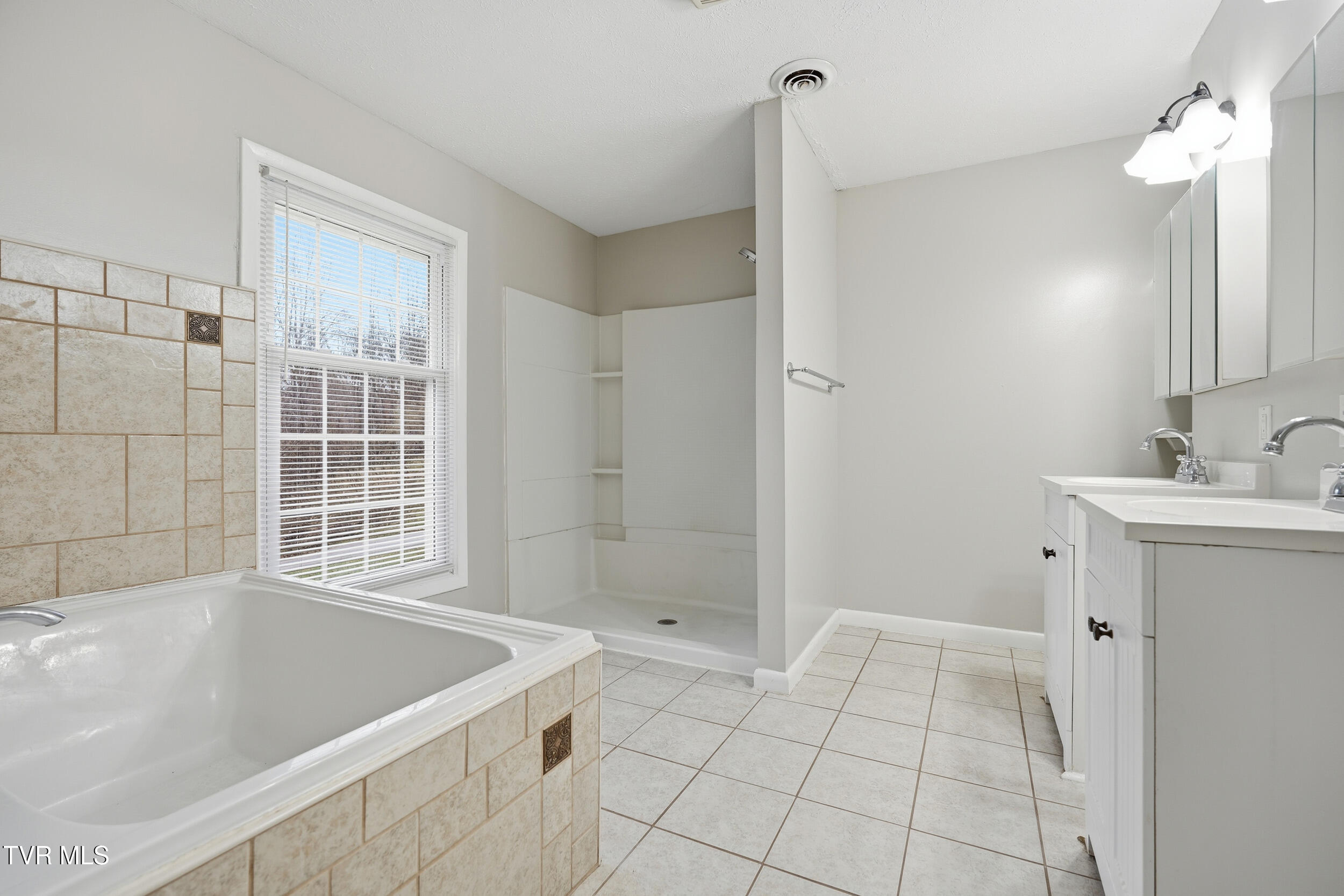 8412 Courtland Road Wise, VA 24293 - Photo 22 of 48 26_dsc04350