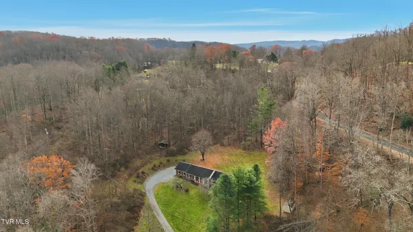 $299,995 | 8412 Courtland Road, Wise, VA 24293