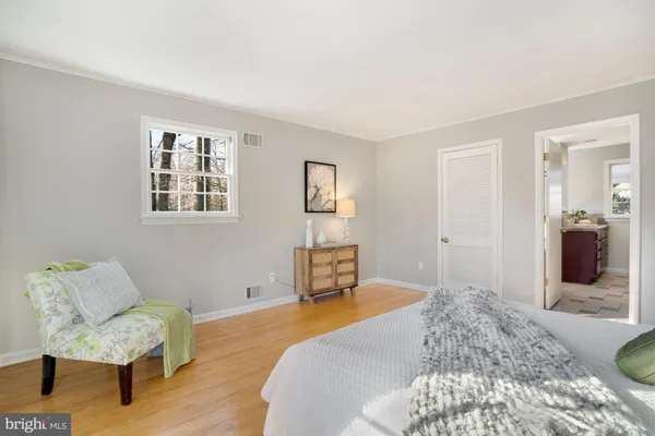 $4,750 | 9129 Leghorn Place, Fairfax, VA 22031