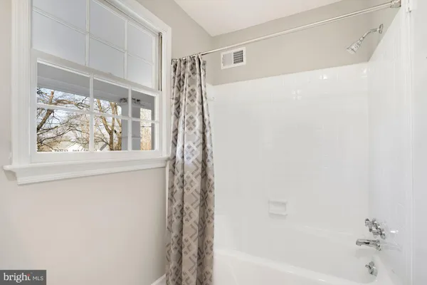 $4,750 | 9129 Leghorn Place, Fairfax, VA 22031