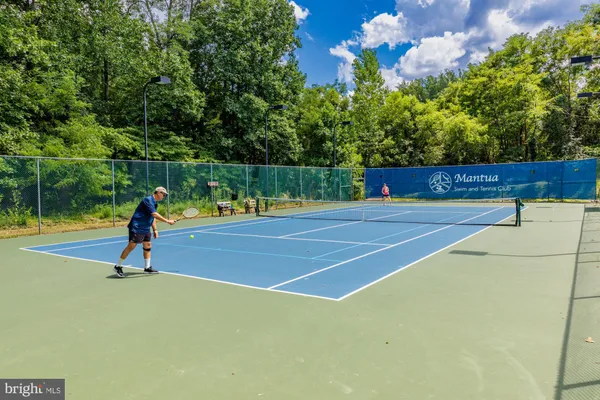 $4,750 | 9129 Leghorn Place, Fairfax, VA 22031