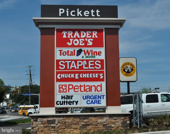 $4,750 | 9129 Leghorn Place, Fairfax, VA 22031