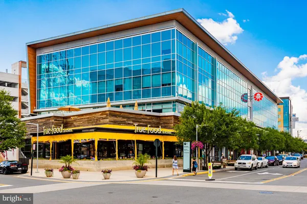 $4,750 | 9129 Leghorn Place, Fairfax, VA 22031