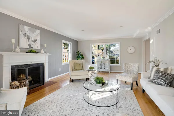 $4,750 | 9129 Leghorn Place, Fairfax, VA 22031