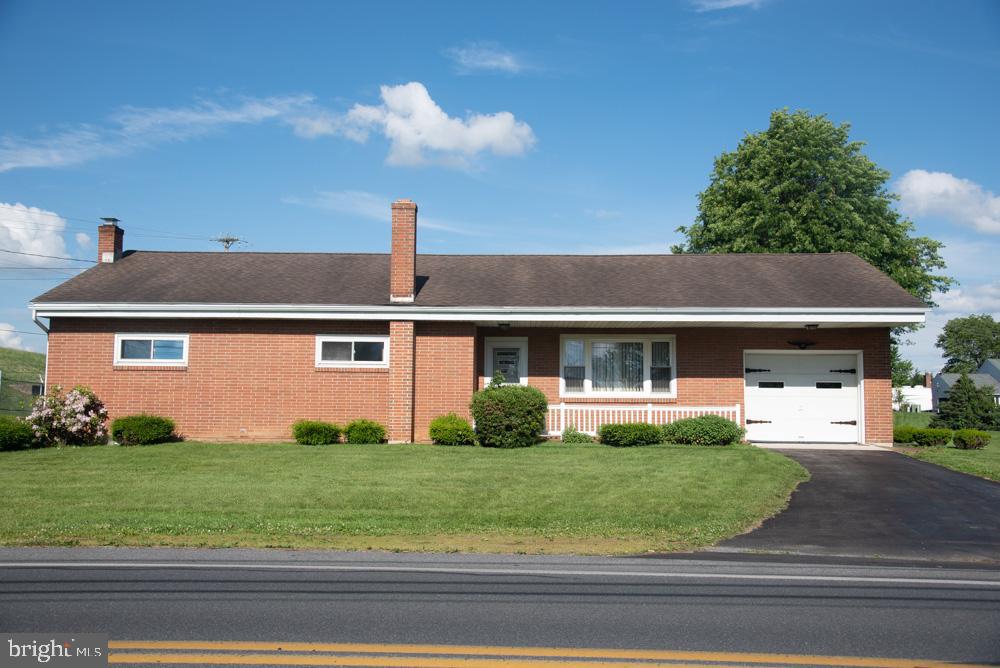 1532 Sandhill Road Lebanon, PA 17046 - Photo 1 of 22 Gallery Image 1