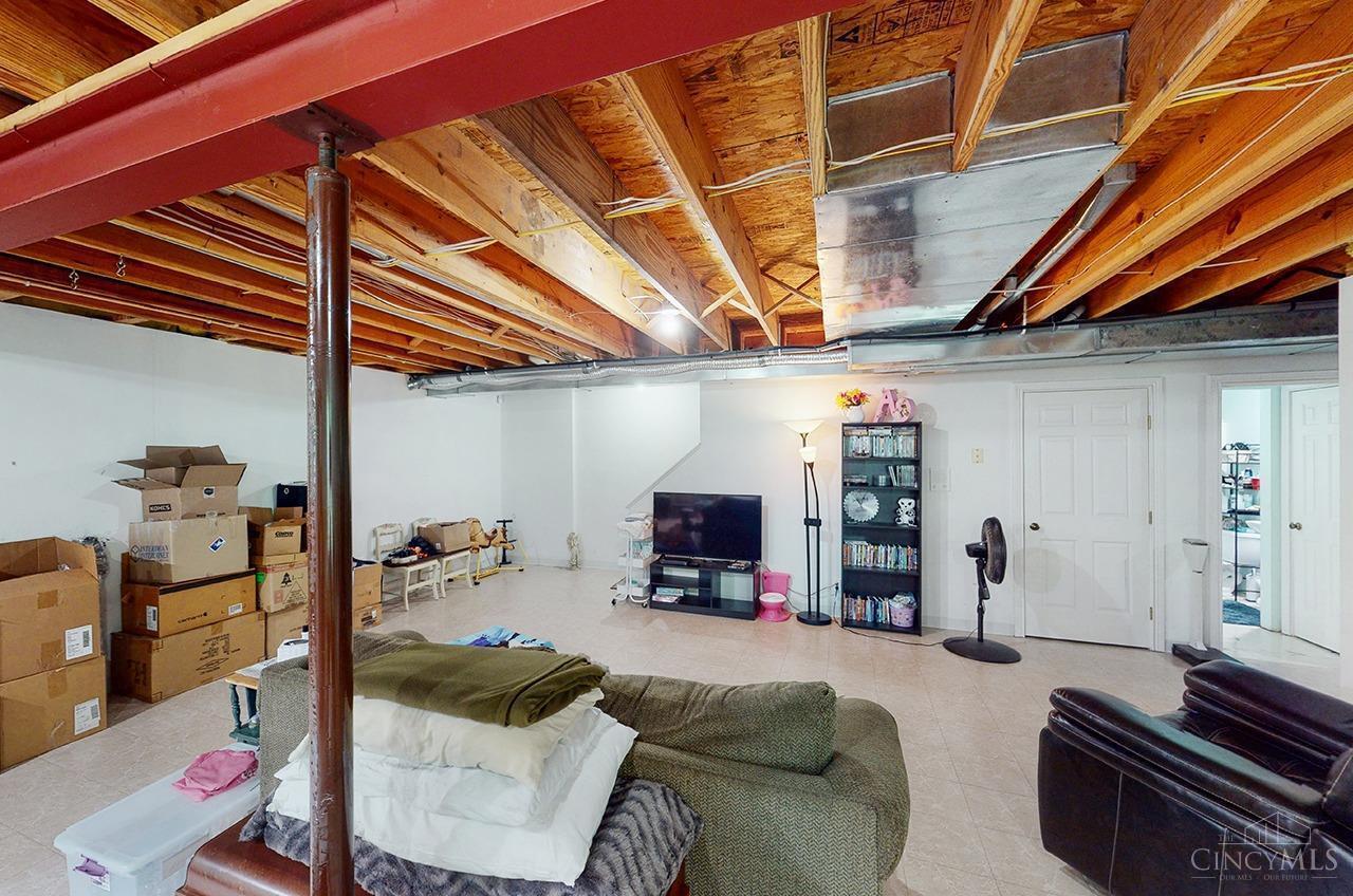 538 Shade Road Cincinnati, OH 45255 - Photo 27 of 37 Gallery Image 27