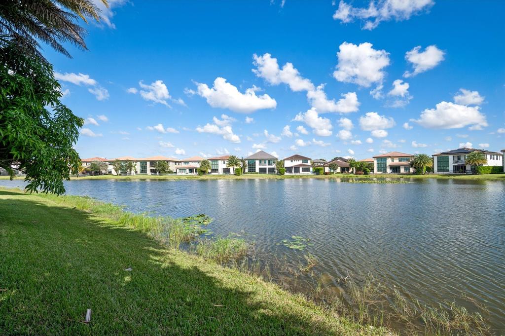 11515 Horizon Road Parkland, FL 33076 - Photo 29 of 33