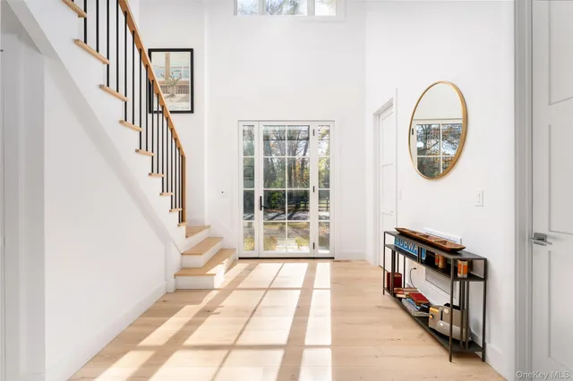 a view of a hallway with windows