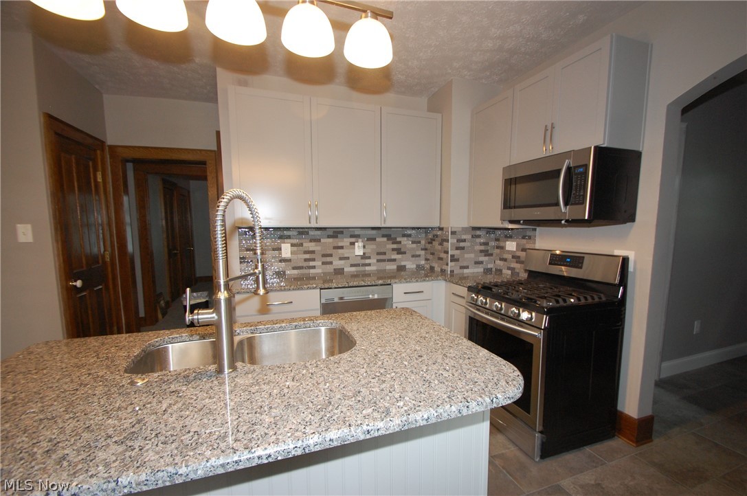 4677 Kirk Road Austintown, OH 44515 - Photo 9 of 31 Gallery Image 9
