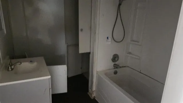 $78,200 | 4095 Par Road 211C, Jennings, LA 70546