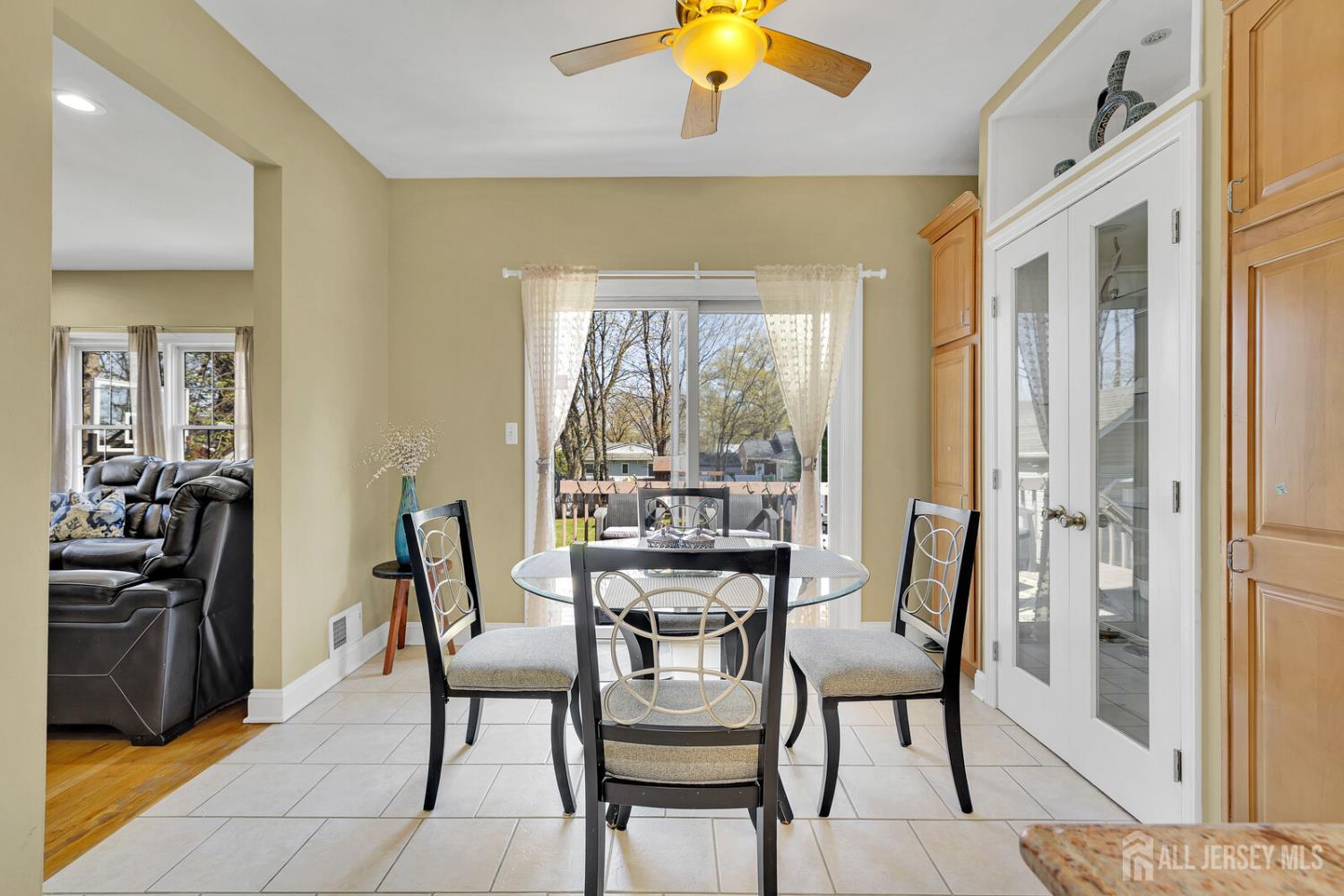 29 Tower Road Edison, NJ 08820 - Photo 13 of 49