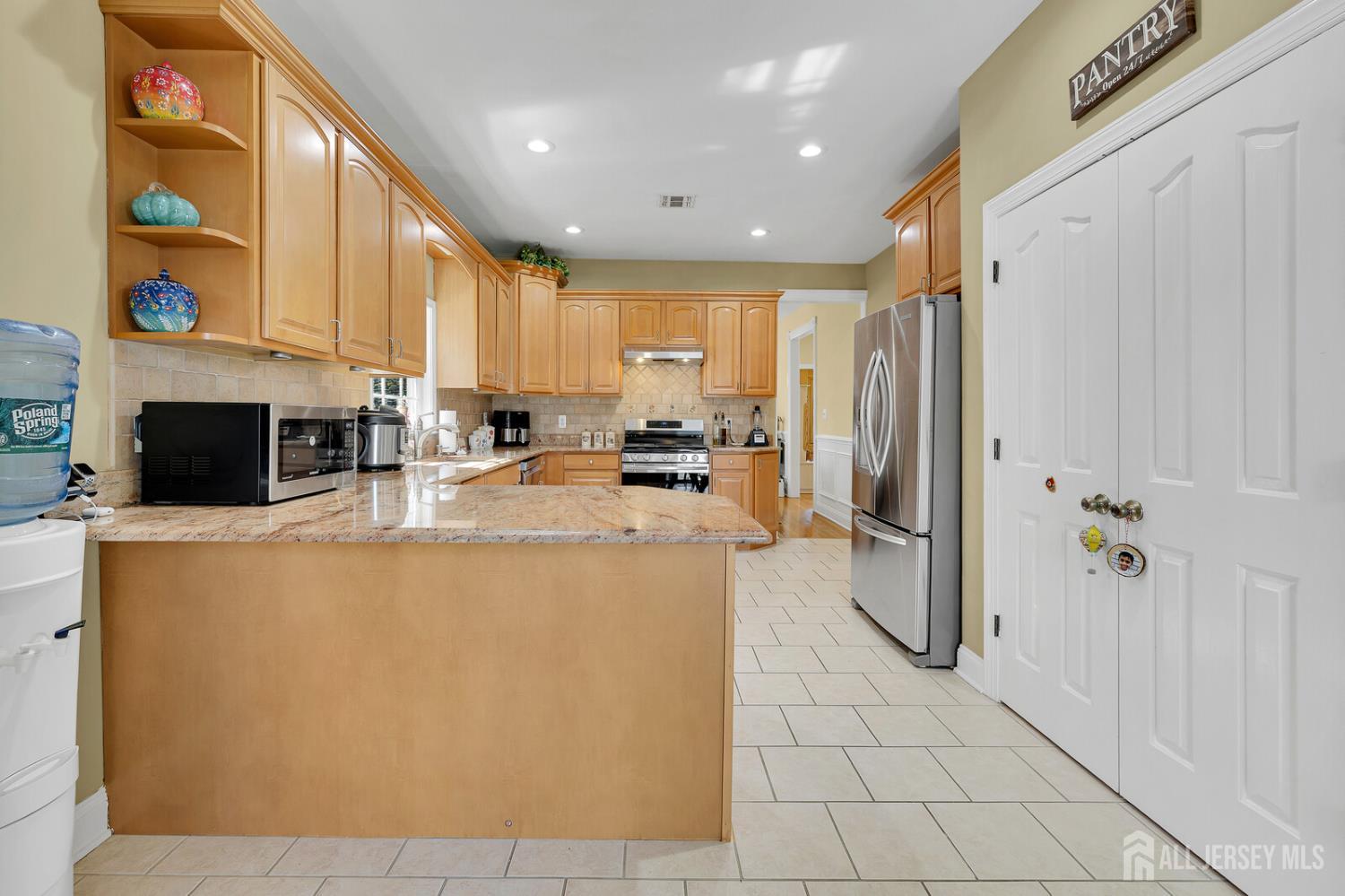 29 Tower Road Edison, NJ 08820 - Photo 34 of 49