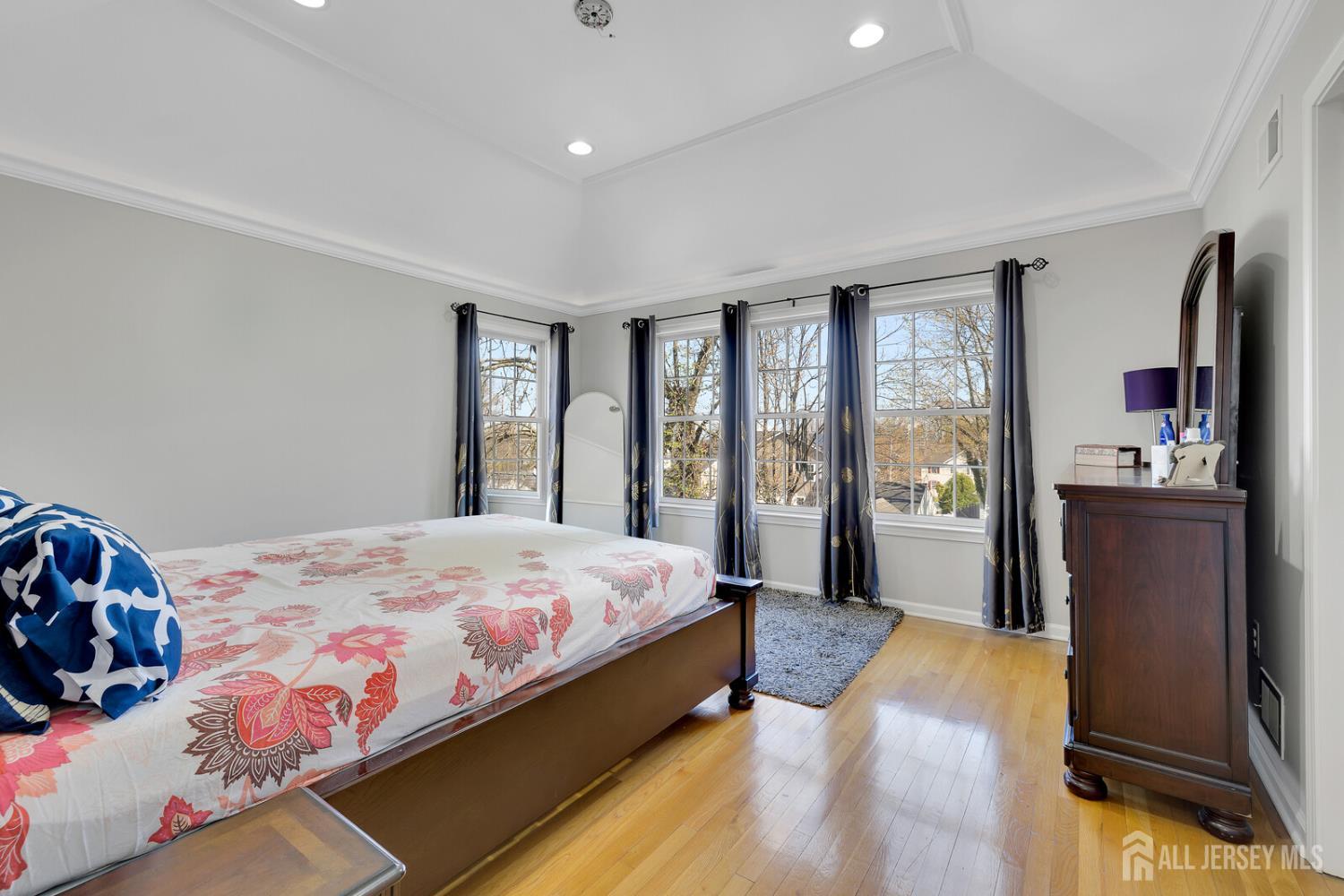 29 Tower Road Edison, NJ 08820 - Photo 35 of 49