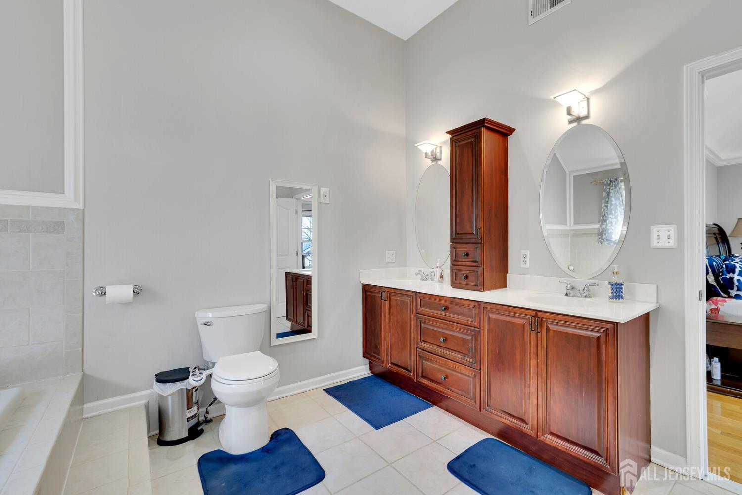 29 Tower Road Edison, NJ 08820 - Photo 38 of 49