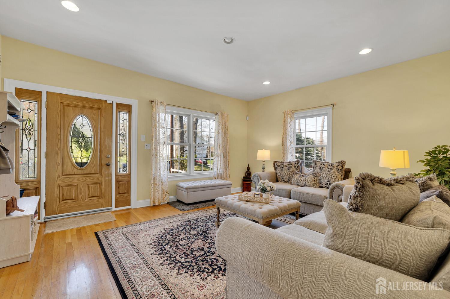 29 Tower Road Edison, NJ 08820 - Photo 5 of 49