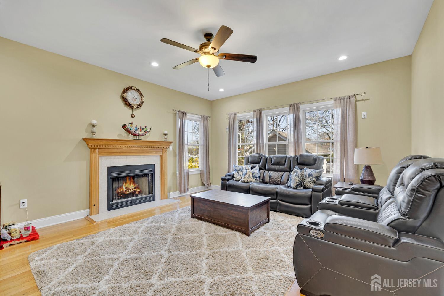 29 Tower Road Edison, NJ 08820 - Photo 9 of 49