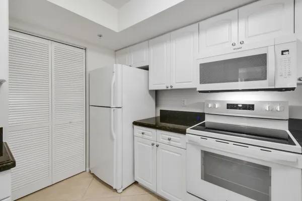 $335,000 | 242 Village Boulevard, Unit 2203, Tequesta, FL 33469