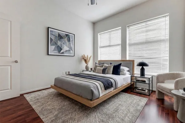 $1,725 | 3505 Sage Road, Unit 1104, Houston, TX 77056