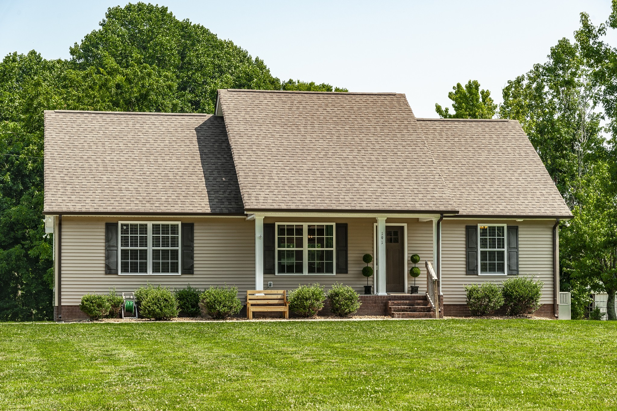 191 Ray Jent Road Bethpage, TN 37022 - Photo 1 of 19
