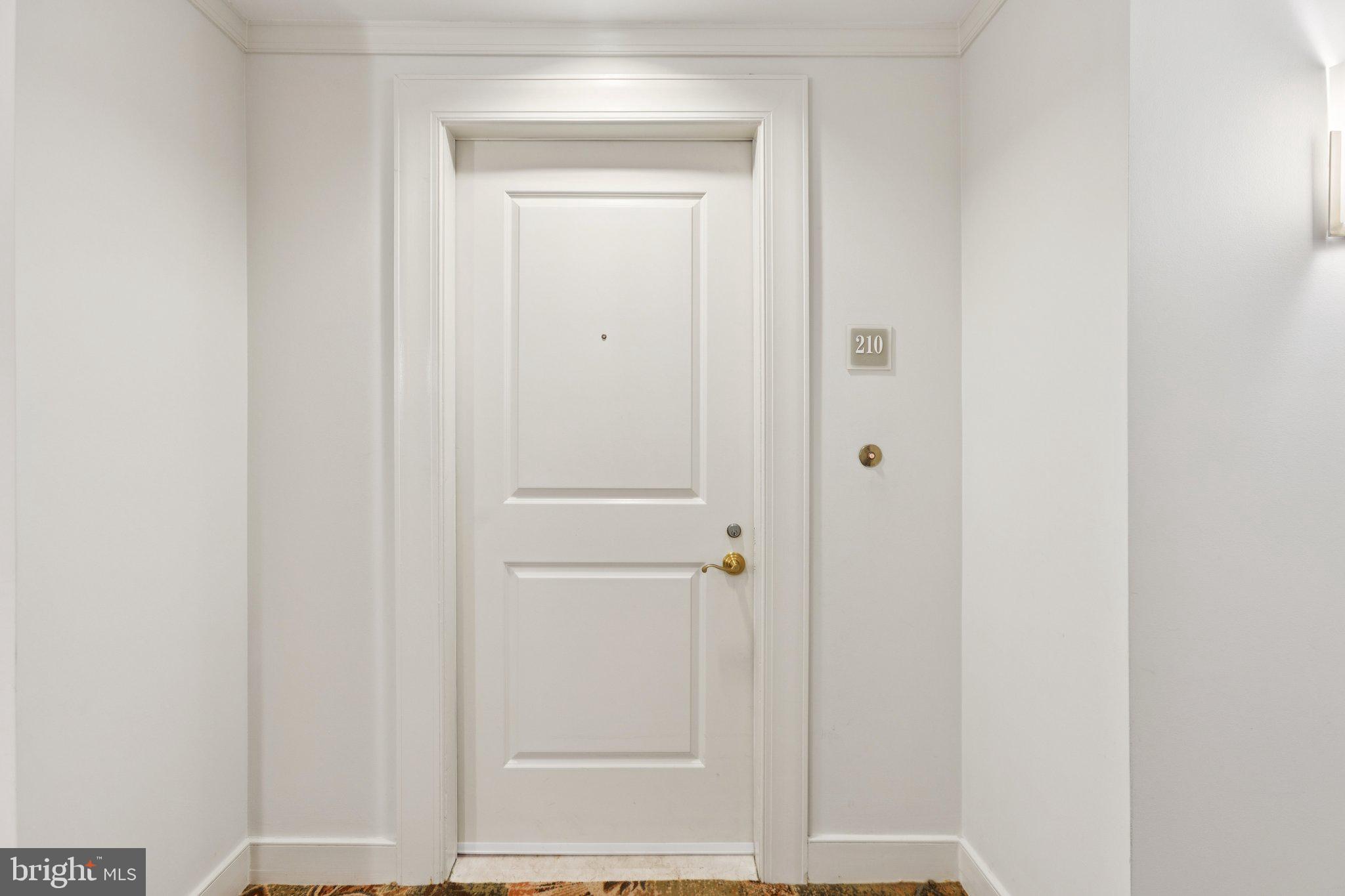 2425 L Street Northwest, Unit 210 Washington, DC 20037 - Photo 3 of 39 a view of bathroom