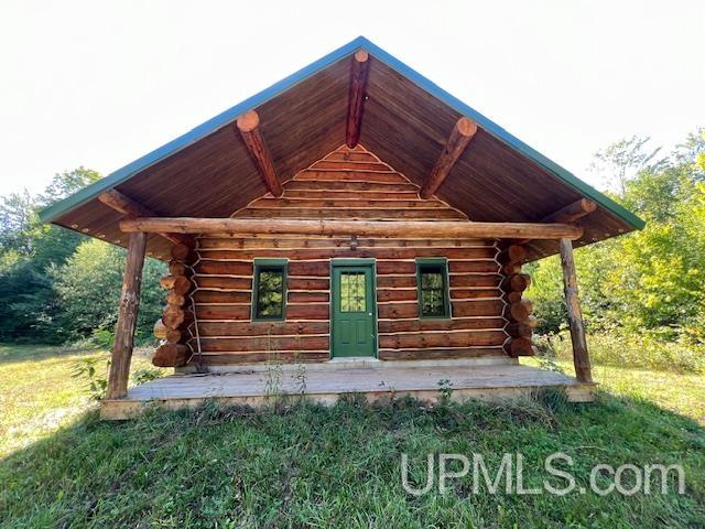 828 North County Road Wakefield, MI 49968 - Photo 1 of 34