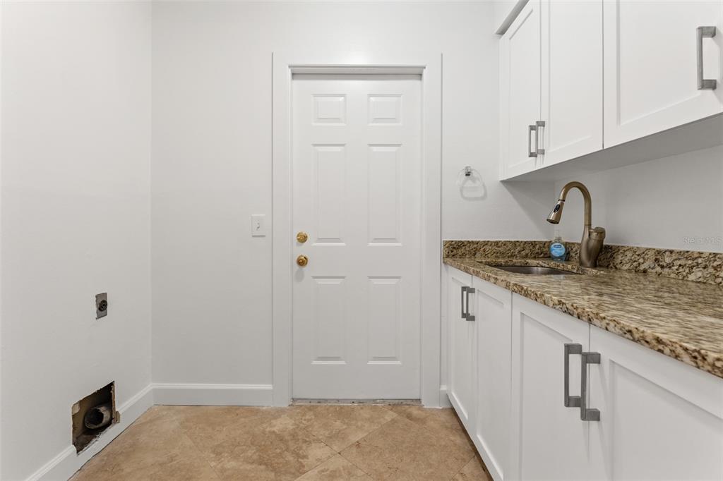 7044 Fallbrook Court New Port Richey, FL 34655 - Photo 40 of 51 Gallery Image 40