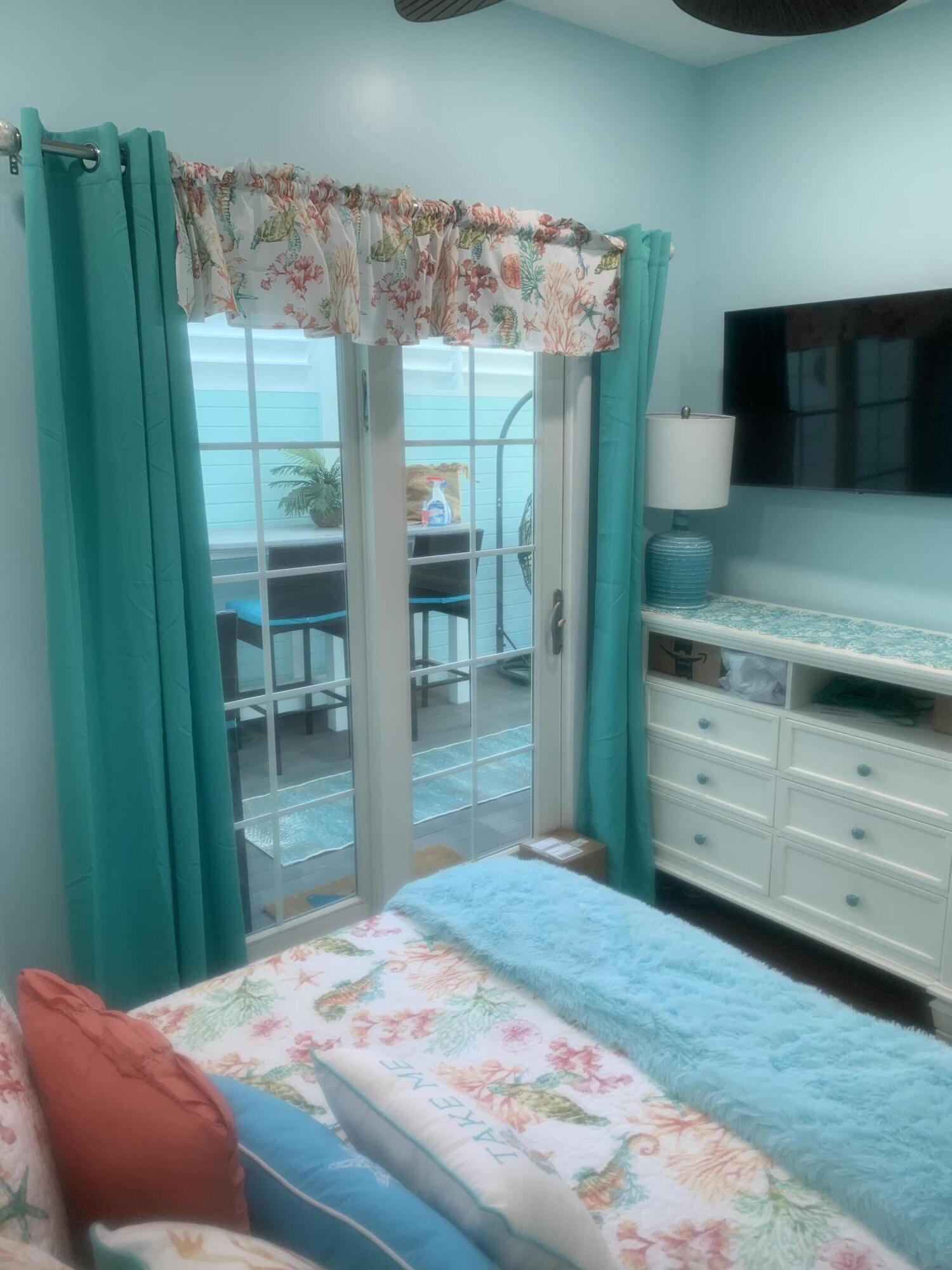 1002 Thomas Street Key West, FL 33040 - Photo 12 of 19 IMG_6867