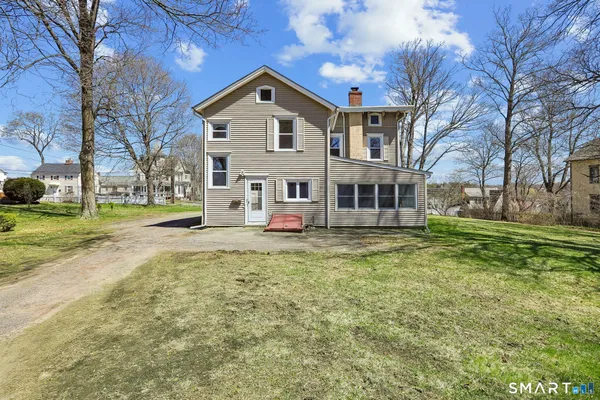 $699,000 | 8 Pleasant Street, Danbury, CT 06810