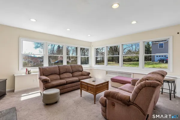 $699,000 | 8 Pleasant Street, Danbury, CT 06810