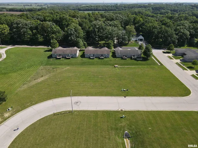 $28,500 | Lot 40 Greenview Drive, Eureka, IL 61530